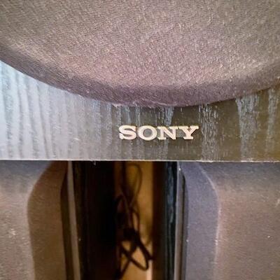 LOT#46LR: Sony Speaker System