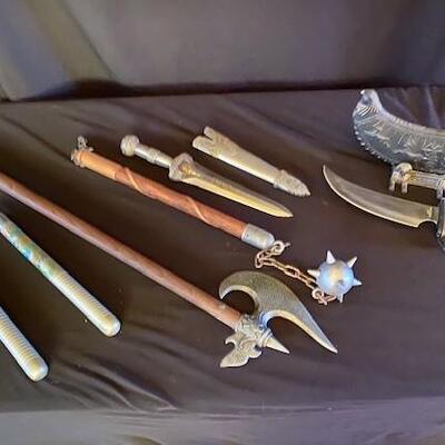 LOT#122MB: Five-Piece Reproduction Weapons Lot