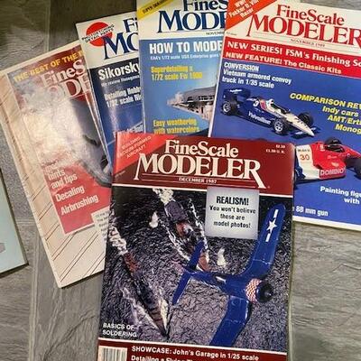 LOT#131H: Vintage Model Building Magazine Lot