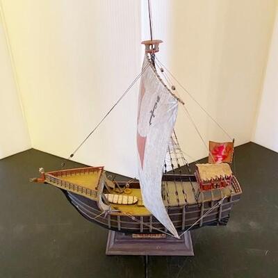 LOT#181B2: Model Ship Lot #1