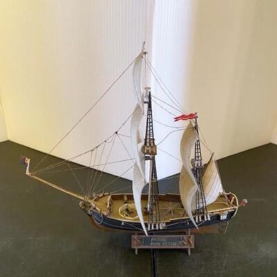 LOT#182B2: Pair of Wooden Model Ships