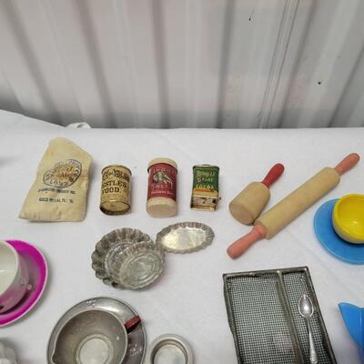 Vintage Doll House Kitchenware, Toy Tea Sets & More