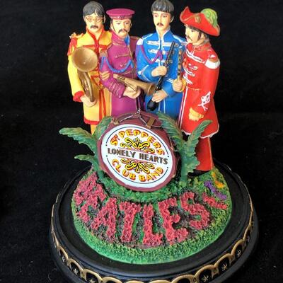 Pair of Beatles Sergeant Pepper Lonely Hearts Club Band Music Dome