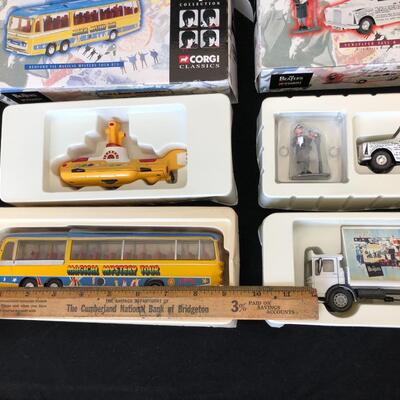 Lot of 4 Beatles Corgi Classics Limited 1997 Yellow Submarine Bus Taxi Cab and Billboard