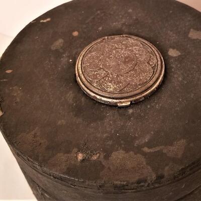 Lot #184  Antique Men's Collar/Stud box  - previously owned by first Mayor of Gretna