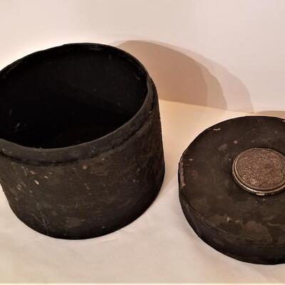 Lot #184  Antique Men's Collar/Stud box  - previously owned by first Mayor of Gretna