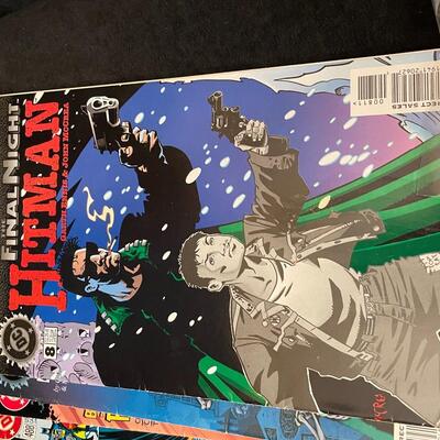 Lot 393  Assortment of DC and Marvel Comics