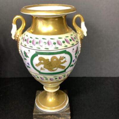 B - 278 Pair of Antique Old Paris Porcelain Vase/Urns