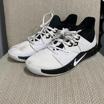 Men s NIKE Paul George PG3 Black White Galaxy Splatter Size 11 EstateSales