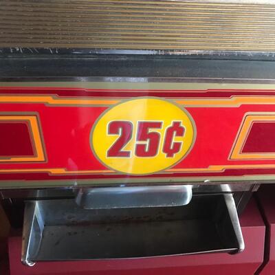 Lot 1: Vintage  Slot Machine Bally Manufacturing