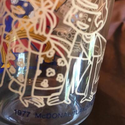 Lot 40: Vintage McDonaldâ€™s Glasses - Mayor McCheese, Grimace