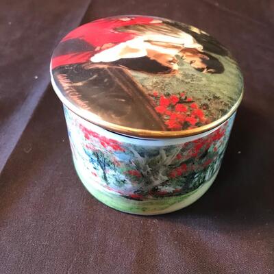 Lot 49: Gone With The Wind Music Box W.S. George COA