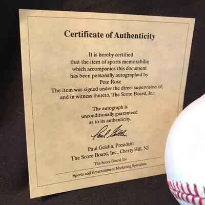 Lot 58: Pete Rose Signed Baseball COA