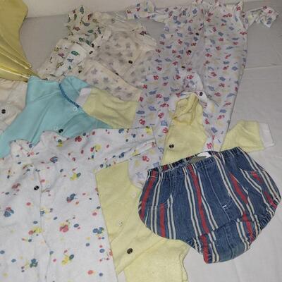 Vintage Onesies with Baby Blanket