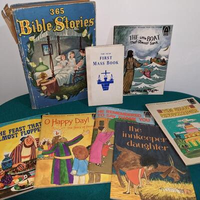 Children's Bible Storybooks Lot of 8
