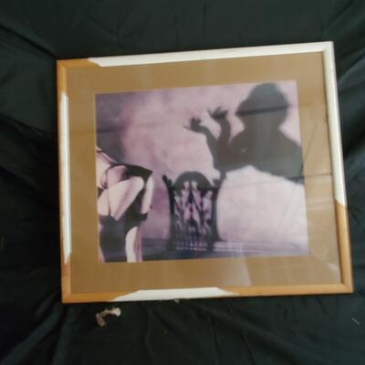 Alluring framed, but frame nees replacig
