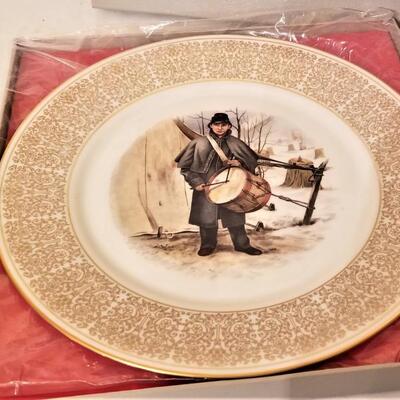 Lot #215 Lenox Museum of the Confederacy 1971 LImited Edition Plate - Scarce