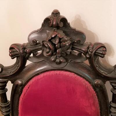 Lot #224  Beautiful Antique Victorian Parlor Chair - excellent condition