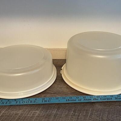 Lot of Rubbermaid Specialty Storage Containers