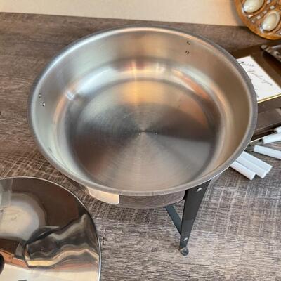 Covered Chafing Pan
