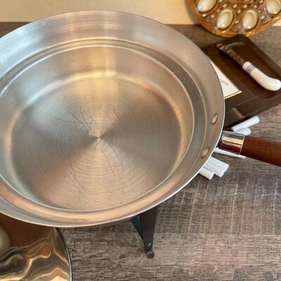 Covered Chafing Pan