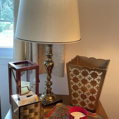 Gold and Red Bedside Table DÃ©cor