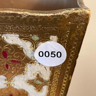Gold and Red Bedside Table DÃ©cor