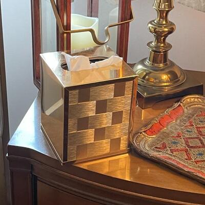 Gold and Red Bedside Table DÃ©cor