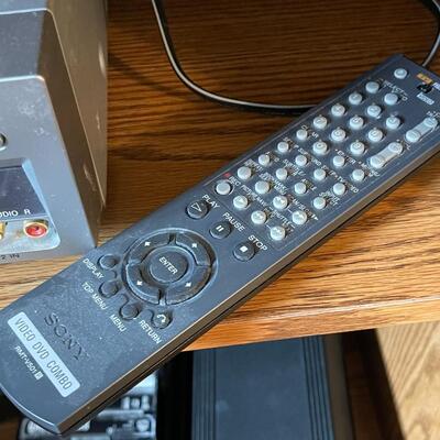 Sony DVD Player-SLV-D100