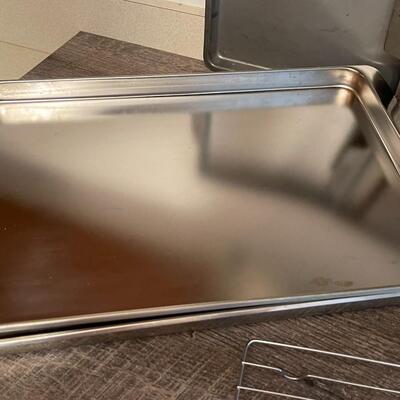 Set of Bakeware