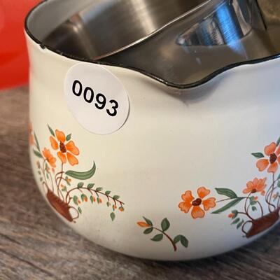 Large Lot of Kitchen Cookware