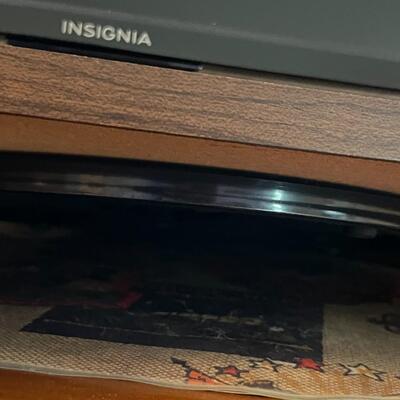 Insignia 19" LED TV