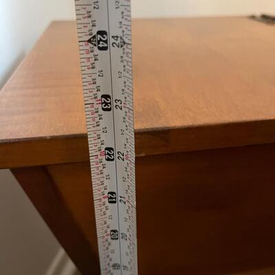 Vintage Maple / Dough Box / Flip Top End Table