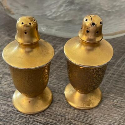 Collection of Gold Trimmed DÃ©cor