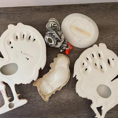 Collection of Vintage Rooster DÃ©cor