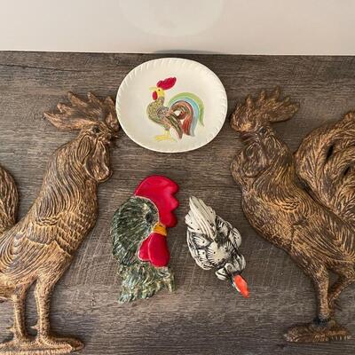 Collection of Vintage Rooster DÃ©cor