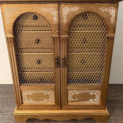 Vintage Musical Jewelry Box