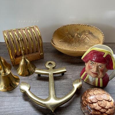 Lot of Brass and More DÃ©cor