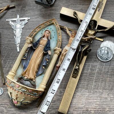 Collection of Religious DÃ©cor