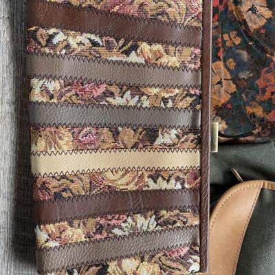 Lot of Fall-colored handbags