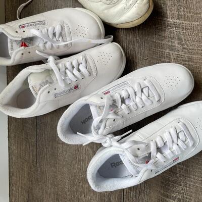 Lot of Women's Size 7 - White Sneakers