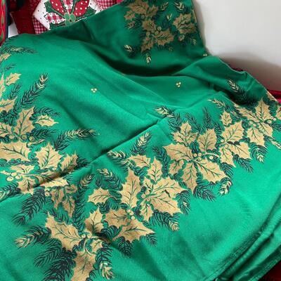 Christmas Linens