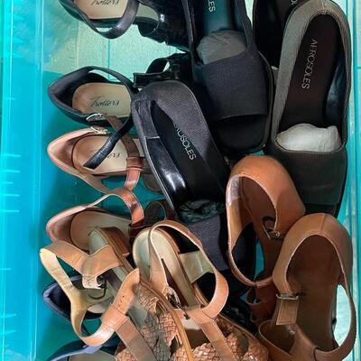 Lot of Women's Size 7 - Sandals