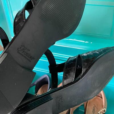 Lot of Women's Size 7 - Sandals