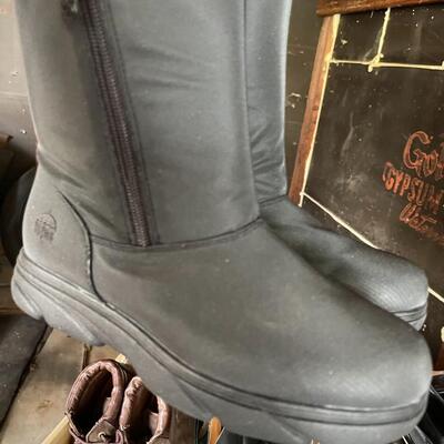 Lot of Women's Size 7 - Boots