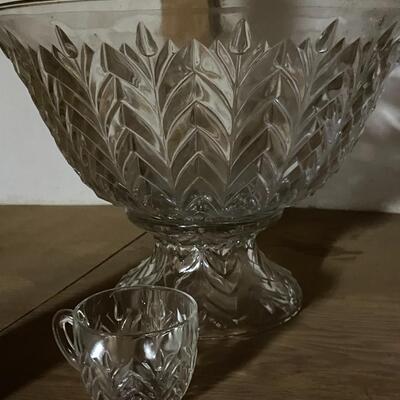 Vintage Glass Punchbowl with 12 Glasses