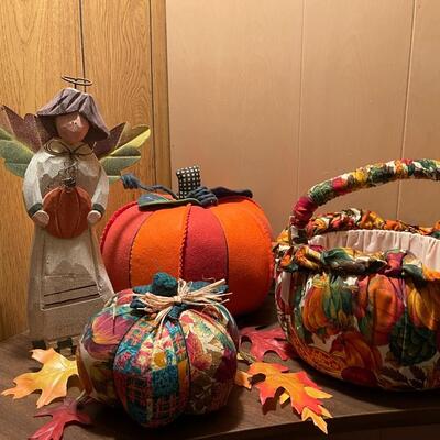 Fall/Autumn/Halloween DÃ©cor Lot #3