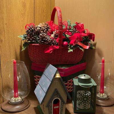 Lot of Winter/Holiday DÃ©cor