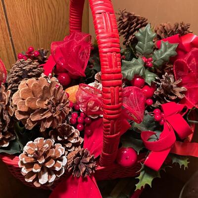 Lot of Winter/Holiday DÃ©cor