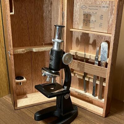 ATCO Microscope No. 1364-D